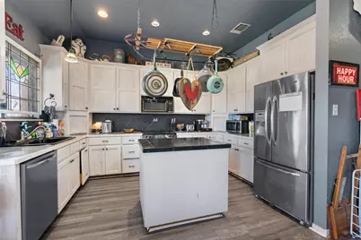 173 County Road 458A, Thorndale, TX 76577 - Photo 11