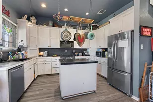 173 Co Rd 458A, Thorndale, TX 76577 - Photo 11