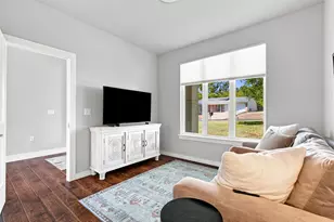 908 Rocky Spring Rd, Austin, TX 78753 - Photo 7
