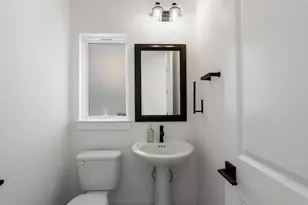 586 Two Creeks Ln, Austin, TX 78737 - Photo 27