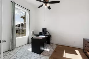 586 Two Creeks Ln, Austin, TX 78737 - Photo 25