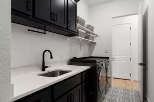 586 Two Creeks Ln, Austin, TX 78737 - Photo 19