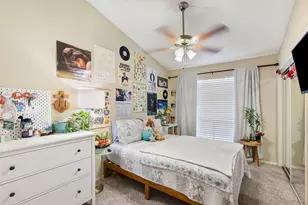 806 W 24th St, Austin, TX 78705 - Photo 13