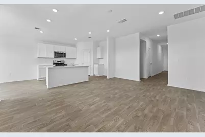 12117 Horseshoe Field Bend, Mustang Ridge, TX 78610 - Photo 13