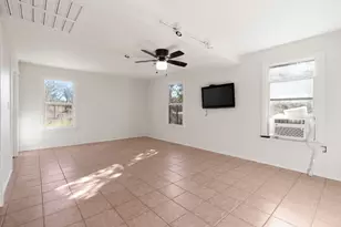 2058 Montell Rd, Wimberley, TX 78676 - Photo 15