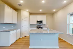 4504 Beacon Bay Dr, Austin, TX 78747 - Photo 5