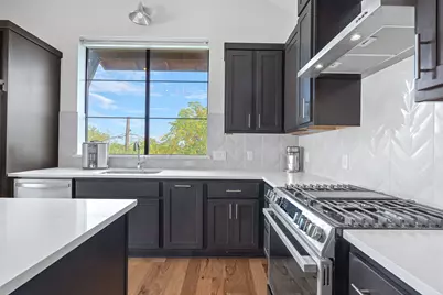 2412 E 8th Street #1, Austin, TX 78702 - Photo 13