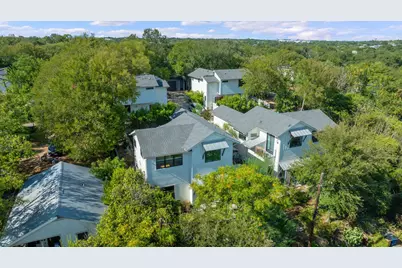 2412 E 8th Street #1, Austin, TX 78702 - Photo 35