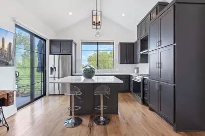 2412 E 8th Street #1, Austin, TX 78702 - Photo 9