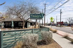 2804 E 22nd St, Austin, TX 78722 - Photo 39