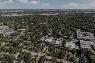 2804 E 22nd St, Austin, TX 78722 - Photo 33