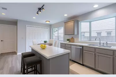 8215 Racine Trail, Austin, TX 78717 - Photo 5