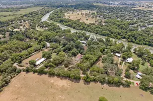 315 Riverwood Dr, Bastrop, TX 78602 - Photo 37