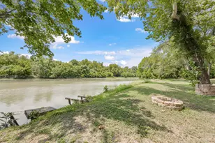 315 Riverwood Dr, Bastrop, TX 78602 - Photo 3