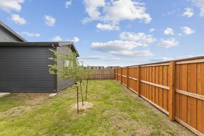 2028 Applewood Drive, Lockhart, TX 78644 - Photo 27