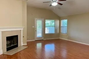 234 N Crossing Trail, Round Rock, TX 78665 - Photo 9