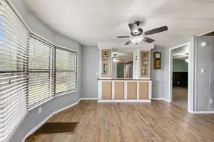 133 Deer Run, Smithville, TX 78957 - Photo 17