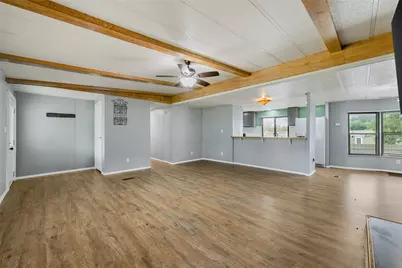 133 Deer Run, Smithville, TX 78957 - Photo 11