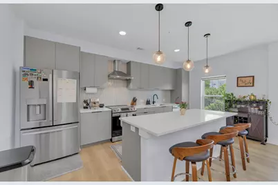 2500 Longview Street #323, Austin, TX 78705 - Photo 7