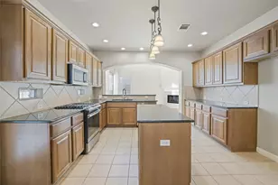 3789 Fossilwood Way, Round Rock, TX 78681 - Photo 9