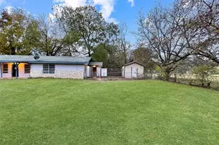2502 Cecil Dr, Austin, TX 78744 - Photo 23