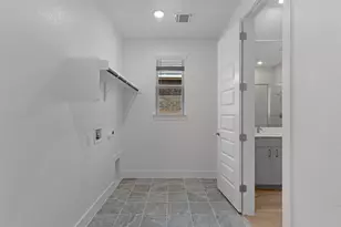 1125 Pansy Trl, Georgetown, TX 78628 - Photo 17