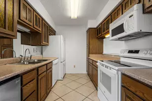 300 Out Yonder, Horseshoe Bay, TX 78657 - Photo 7