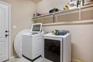 221 Monahans Dr, Georgetown, TX 78628 - Photo 21