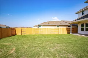 226 Trailside Ln, Bastrop, TX 78602 - Photo 29