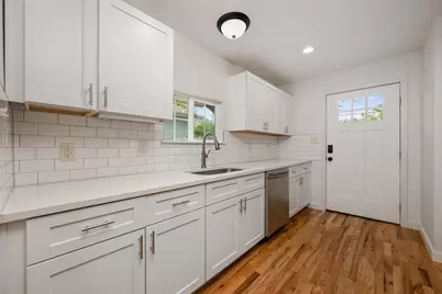1806 Mohle Drive, Austin, TX 78703 - Photo 21