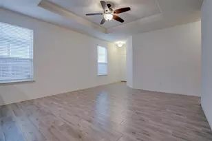 217 La Dera Dr, Liberty Hill, TX 78642 - Photo 5
