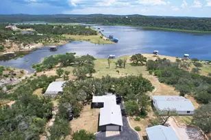 405 Lake View Dr, Spicewood, TX 78669 - Photo 1