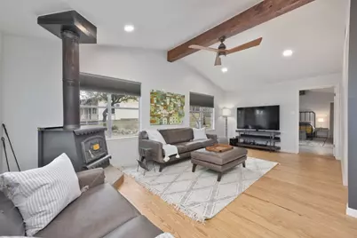 405 Lake View Drive, Spicewood, TX 78669 - Photo 5