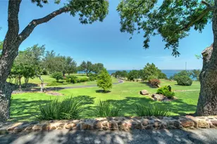 206 Forest Dr, Buchanan Dam, TX 78609 - Photo 9