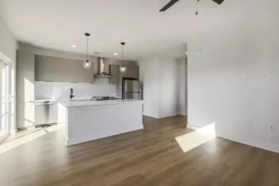 2500 Longview Street #501, Austin, TX 78705 - Photo 7