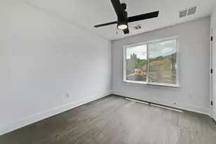 2308 Maxwell Ln, Austin, TX 78741 - Photo 15