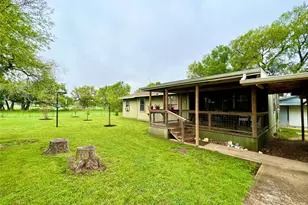 2700 County Rd 305, Jarrell, TX 76537 - Photo 13