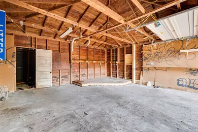 1011 E 49th Street, Austin, TX 78751 - Photo 35