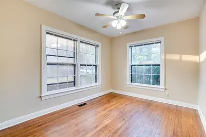 1011 E 49th Street, Austin, TX 78751 - Photo 7