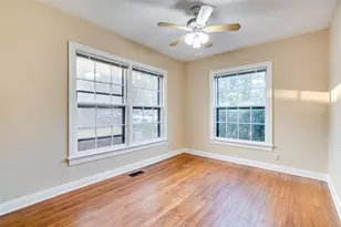 1011 E 49th St, Austin, TX 78751 - Photo 7