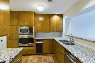 1735 Spyglass Dr, Austin, TX 78746 - Photo 19