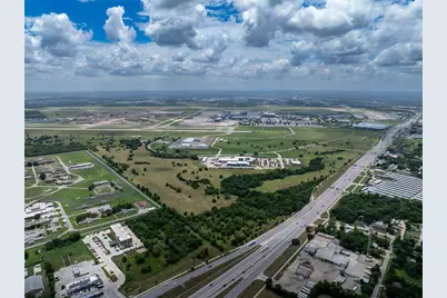 3080 Highway 71 E, Del Valle, TX 78617 - Photo 11