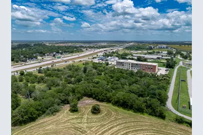 3080 Highway 71 E, Del Valle, TX 78617 - Photo 5