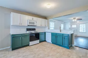 12824 St Mary Dr, Manor, TX 78653 - Photo 7