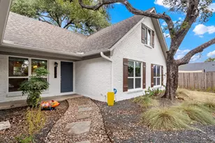 2600 Rogge Ln, Austin, TX 78723 - Photo 35