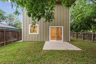 5702 Palo Blanco Ln, Austin, TX 78744 - Photo 27