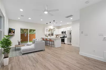 5702 Palo Blanco Lane #B, Austin, TX 78744 - Photo 7