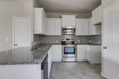 18404 Cumberland Gap Boulevard, Pflugerville, TX 78660 - Photo 11