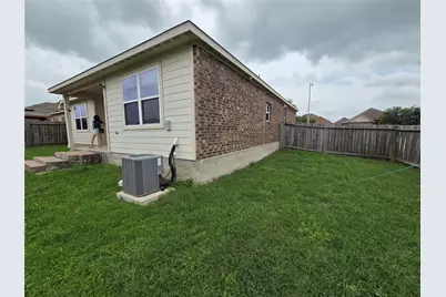 19600 Per Lange Pass, Manor, TX 78653 - Photo 17