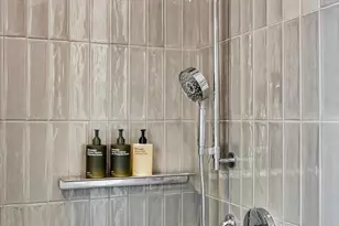 610 Davis St, Austin, TX 78701 - Photo 23